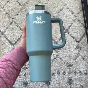 Stanley 40oz Adventure Quencher (Shale)